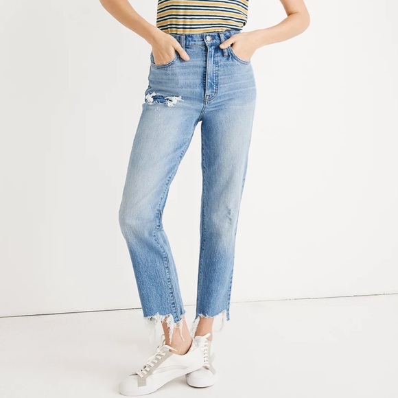 Madewell Classic Straight Raw Step Hem Jeans in Corrie Wash - Picture 1 of 12